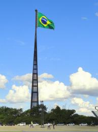 bandeira brasil pátria brasília df 3 poderes